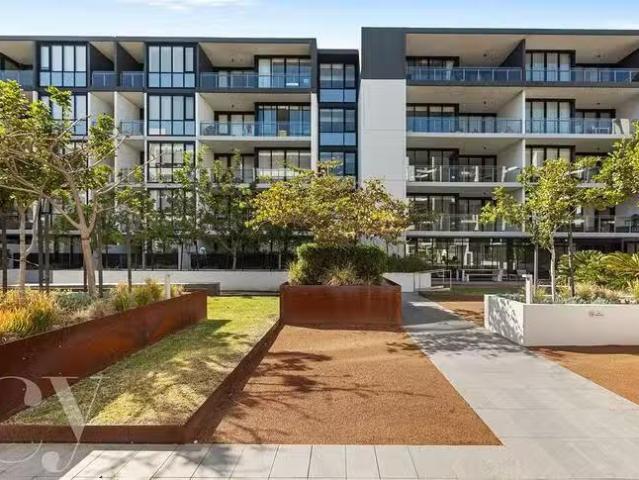 310/15 Freeman Loop, North Fremantle, WA 6159