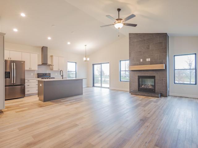3101 Forestside Lane