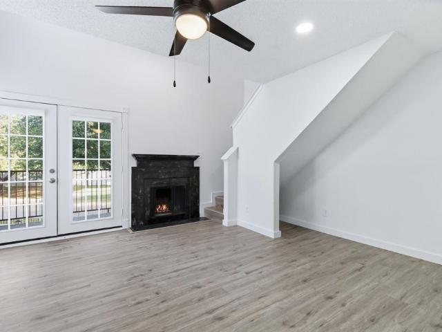 3101 Sondra Drive # 201