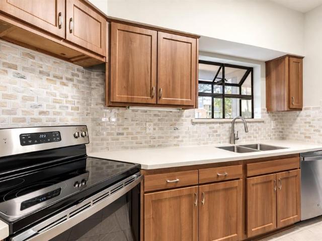 3101 Townbluff Drive # 1013