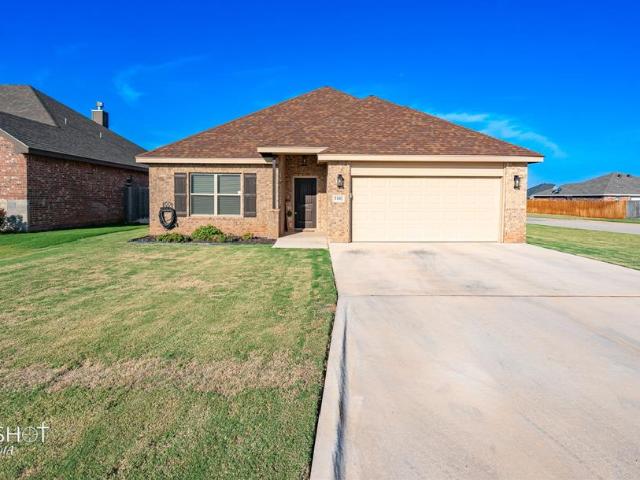 3102 Oakley