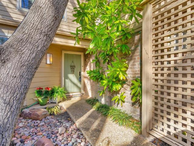 3103 Kristin Court