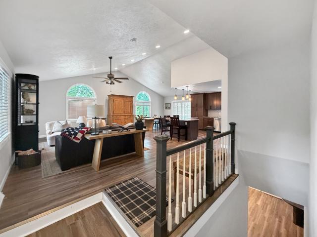3103 W Greenfield Drive