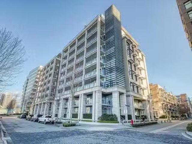 310 1616 Columbia Street, Vancouver, BC, V5Y 0B7 Single Fami.