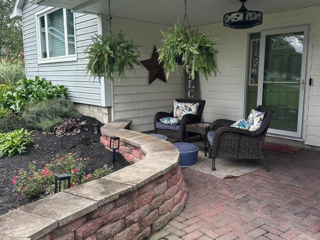 310 Crestview Lane