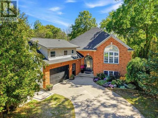 310 Aqueduct Street, Welland N. Welland, ON, L3C 1E1 house for sale | Listing ID X13785 | Royal LePage
