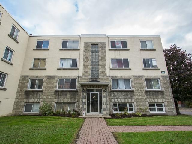 310 Blake Boulevard 5 Ottawa, ON K1L6L5