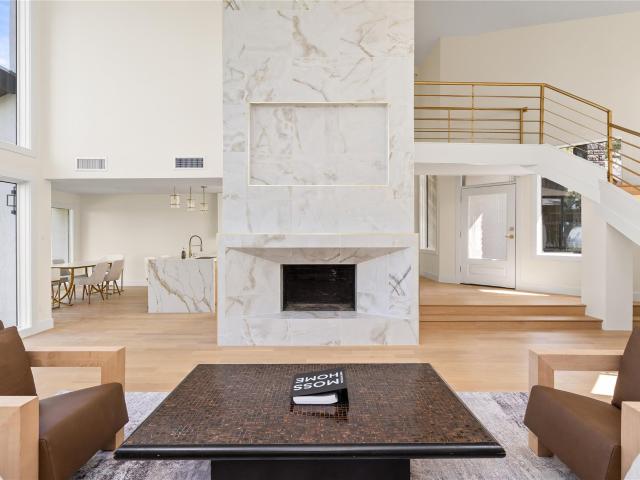 310 Golf Crest Ln
