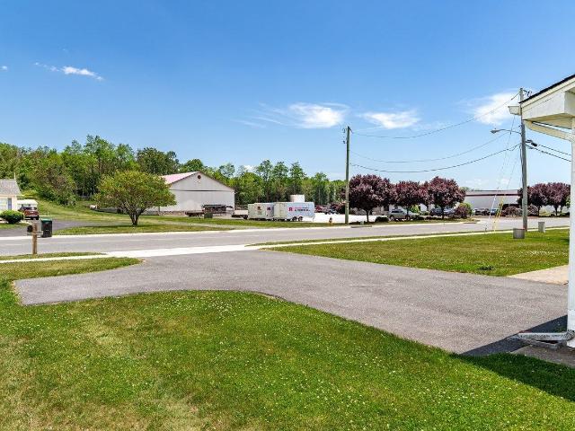 310 dry river rd
