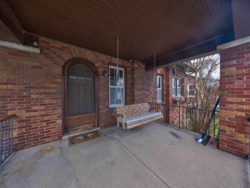 310 E 5th Street