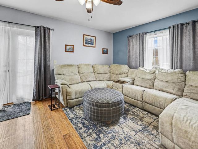 310 E 7th Street