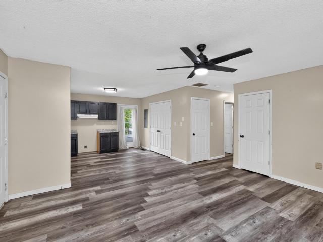 310 E 10th Street
