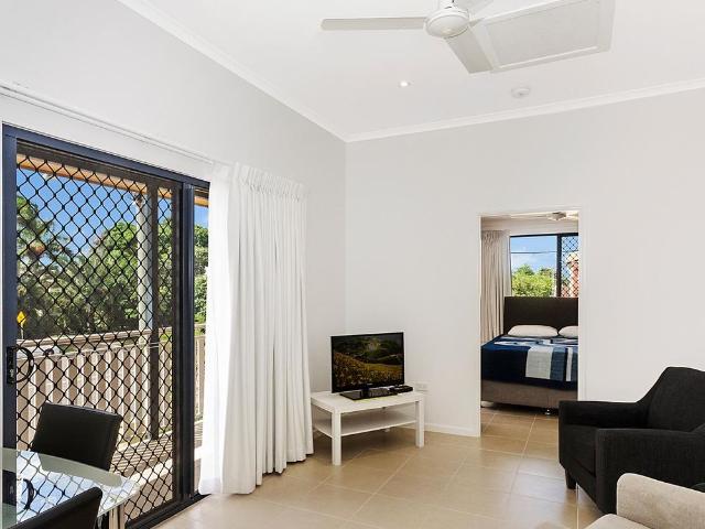 $310 Ensuite Room Available