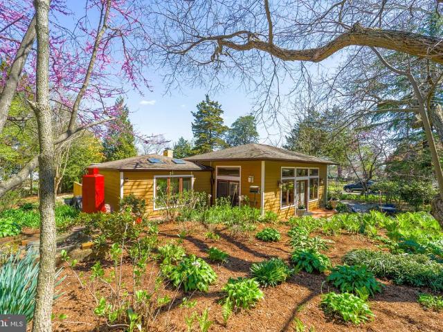 310 Epping Way
