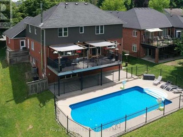 310 Finkle Street, Woodstock South, ON, N4S 3E5 house for sale | Listing ID X13637 | Royal LePage