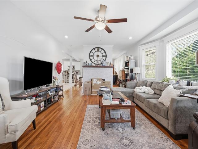 310 kings highway