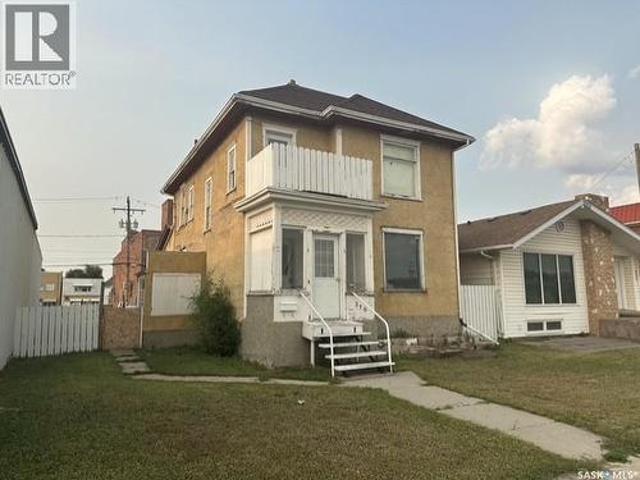 310 High Street W, Moose Jaw, SK, S6H 1S9 house for sale | Listing ID SK044291 | Royal LePage