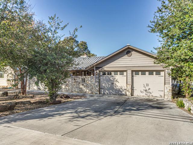 310 Oak Park
