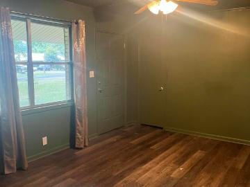 310 Old Walthall Rd