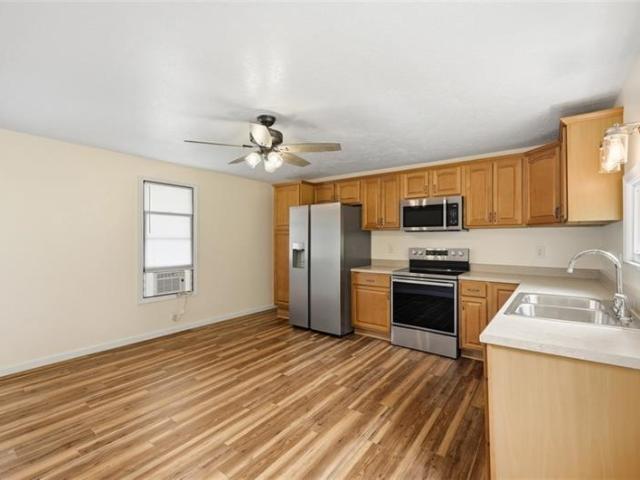 310 Madison Av