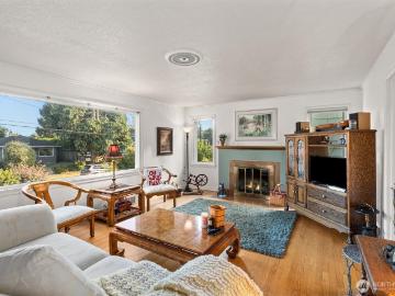 310 NW 75th Street