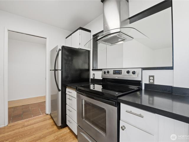 310 S 11th Street # 212
