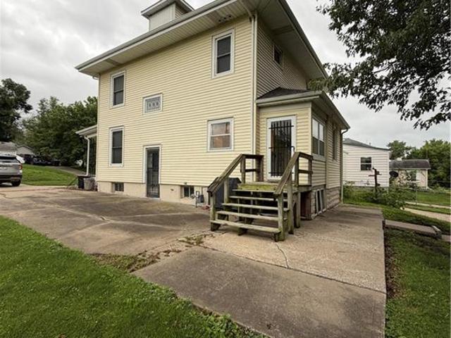 310 S Walnut Street