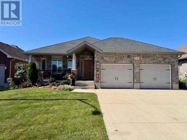 310 Stickel Street, Saugeen Shores, ON, N0H 2C1 house for sale | Listing ID X13783 | Royal LePage