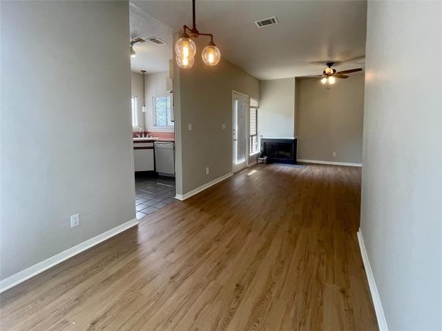 310 Pat Garrison St # 8