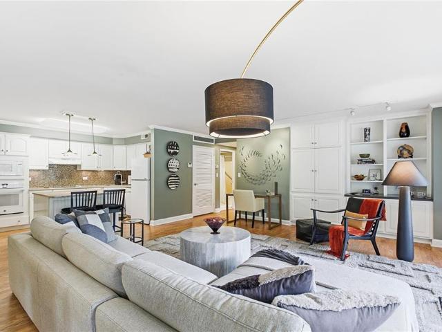 310 W 49th Street # 206