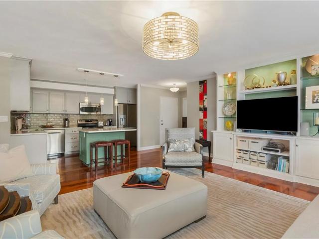 310 W 49th Street # 303