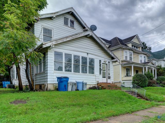 310 W 5th Street