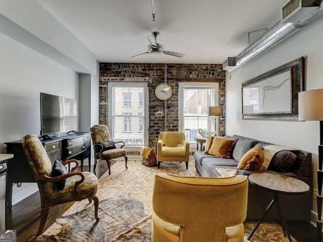 310 W Broughton Street 3012
