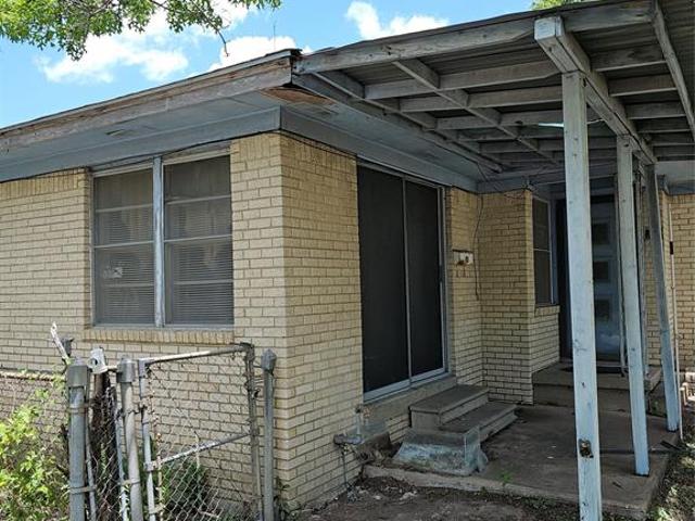 310 W Milam Street