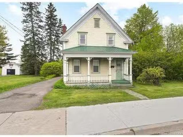 310 Union St, Fredericton, NB, E3A 3L9 house for sale Listi.