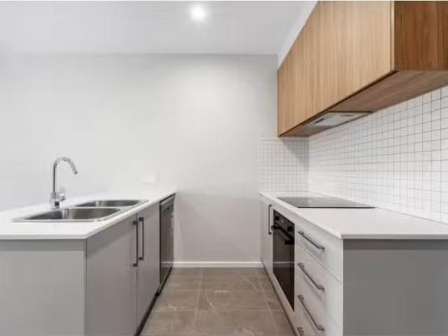31/14 Grace Munro Crescent, Strathnairn Townhouse for rent Li.