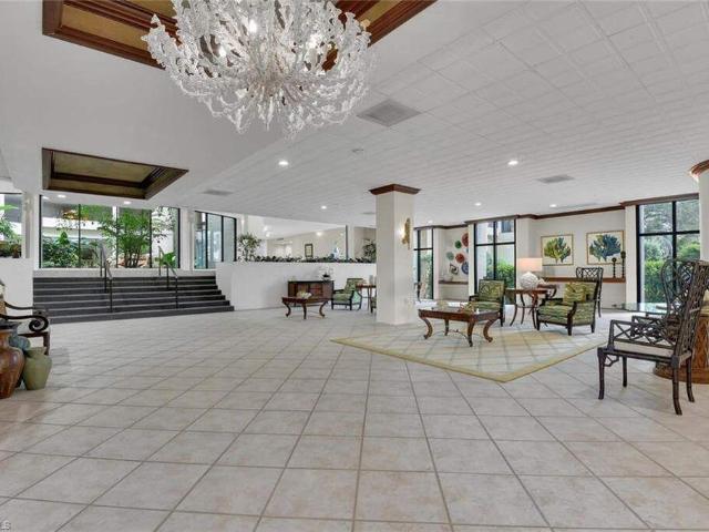 3115 Gulf Shore Blvd N 412S, Naples, FL