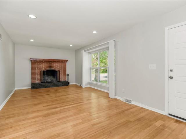 3116 N 84TH Terrace