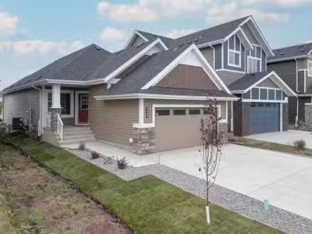 3116 167 Street, Edmonton, AB, T6W 4R2 house for sale Listi.