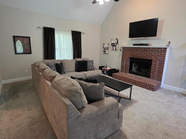 3117 Fairmond Court