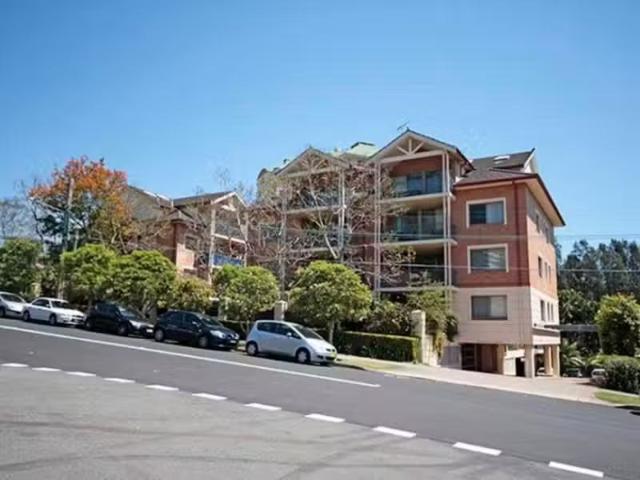 31/18 Northcote Street, St Leonards Apartment for rent Listed.