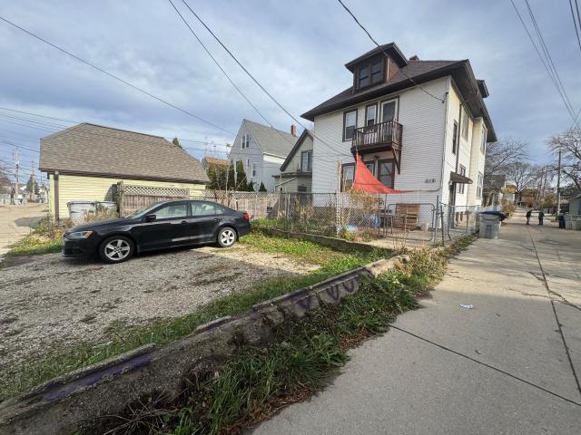 3119 N Booth St, Unit 3121
