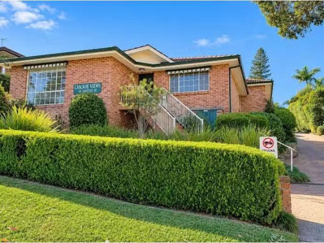 3/110 Auburn Street, Kirrawee Apartment for rent Listed by Ch.