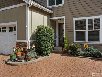 3113 Emerald Ln, Gig Harbor, WA 98335 | MLS #2500 | Compass