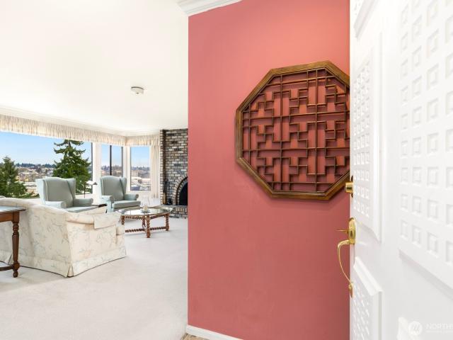 3113 W Harley St, Unit 3115, Seattle, WA 98199 | MLS #2560
