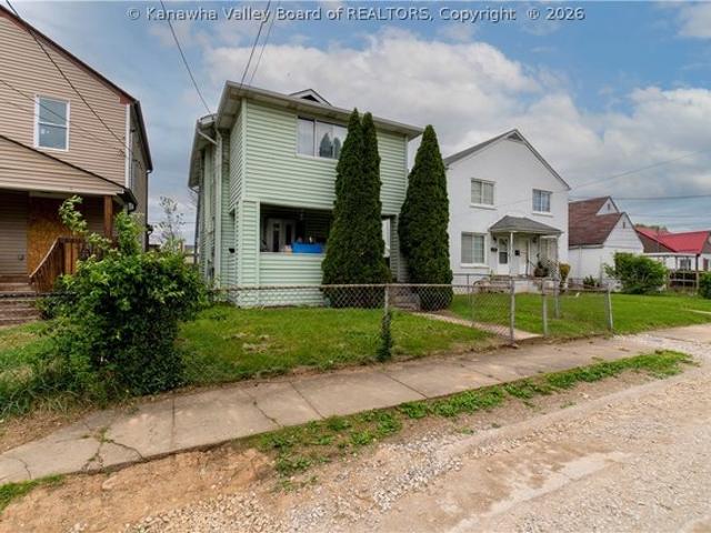 311 18th St, Dunbar, WV 25064
