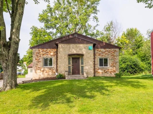 311 313 Stoddard, East Lansing, MI 48823
