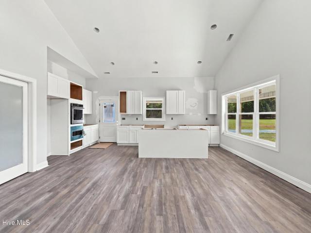 311 Center Hill Road