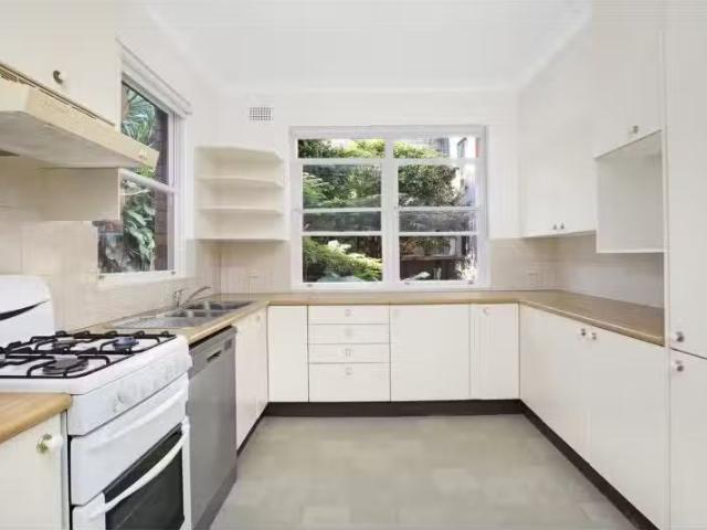 3/11 Churchill Crescent, Cammeray Apartment for rent Listed b.