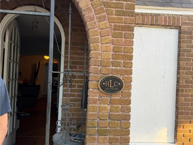 311 Clifford Street